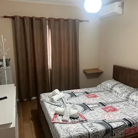 דירה Holiday Rental טיראנה