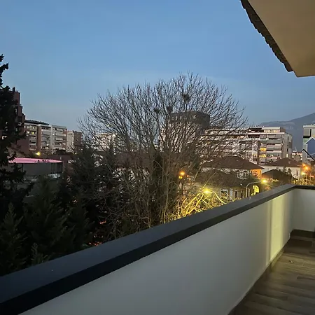 Holiday Rental דירה *